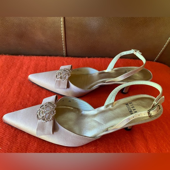 Stuart Weitzman light pink satin evening sling back low heels. - Picture 2 of 4